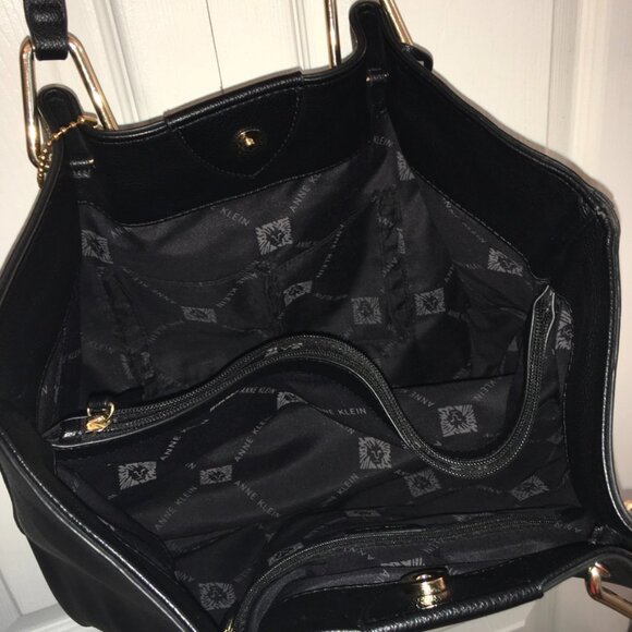 Ann Klein A Hinge Black Tassel Tote Shoulder Bag - Picture 7 of 10